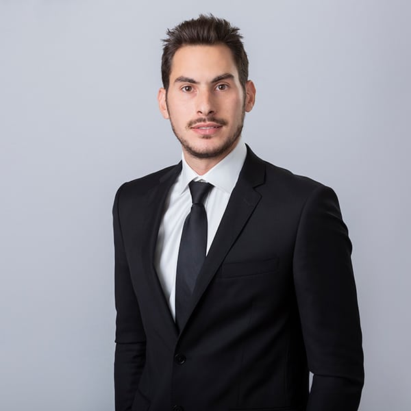 עו"ד גלעד גינזבורג